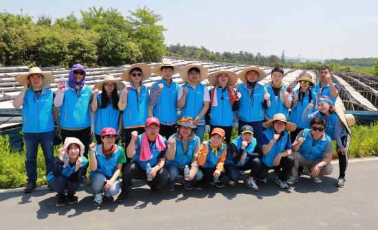 전남개발공사 일손 부족한 농가 방문해 사랑 봉사