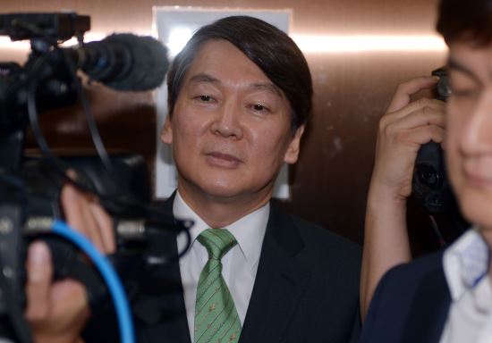 정청래 "안철수 전대 출마? 그 결과 비참할 것"
