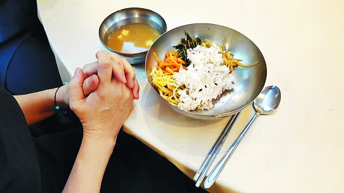 섬김·나눔의 식탁 영성을 살찌우다