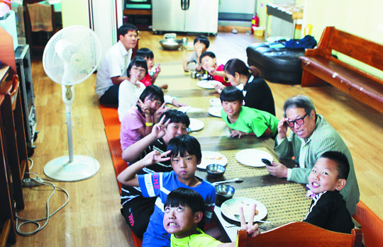 갈데없는 어린양 사랑으로 품어… “공부방 사역은 교회 부흥 마중물”