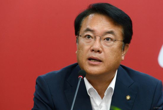정진석 의원 “노 전 대통령은 ‘누구도 원망하지 마라’ 했다”