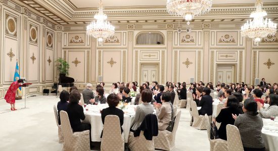 김정숙 여사, 재외공관장 배우자 초청 오찬