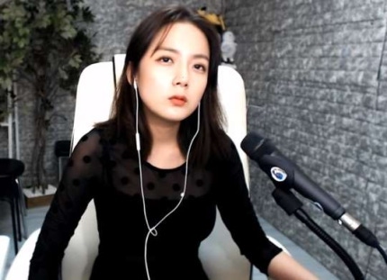 나랑 자도 되겠어?” 강은비, 고등학생 때 영화감독이 성희롱… ‘미투 동참’