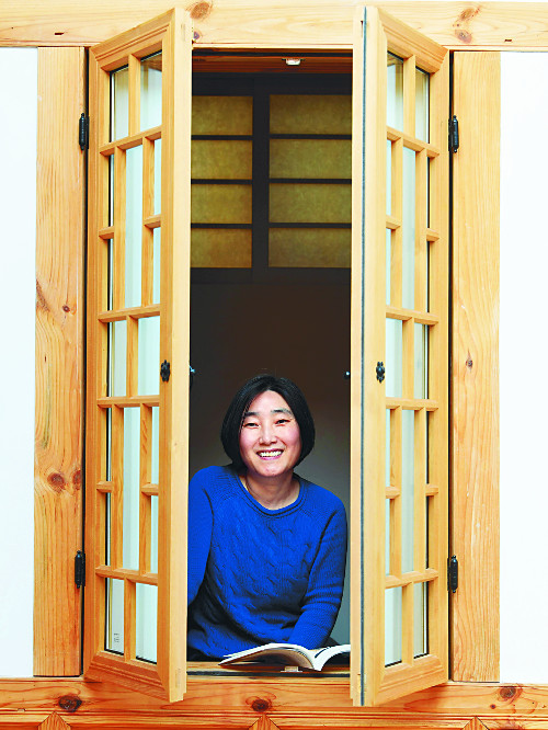 “옛집의 시간 잇는다는 생각으로 낡은 것 사용”