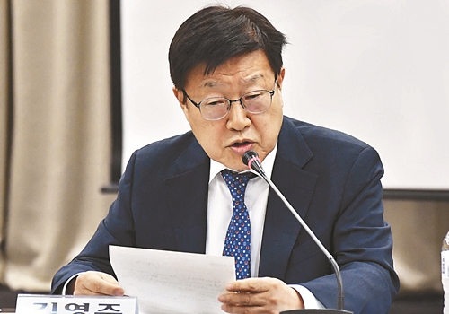 “신기술 있는 스타트업, 스케일업과 글로벌화가 핵심 과제”