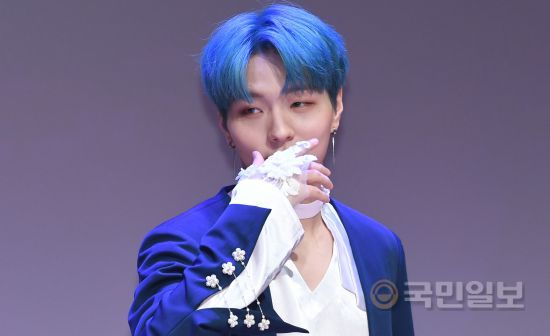 포즈 장인 ‘세븐어클락’ 태영