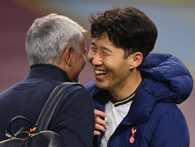 “스털링-살라와 동급”…손흥민 향한 극찬 릴레이