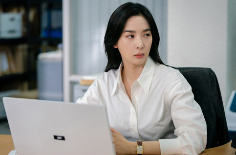 ‘낮과 밤’ 이청아, ‘치밀+주도면밀’ 엘리트 매력 폭발