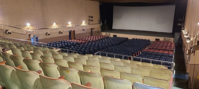 철거 위기 원주 아카데미극장…문화공간으로 재탄생
