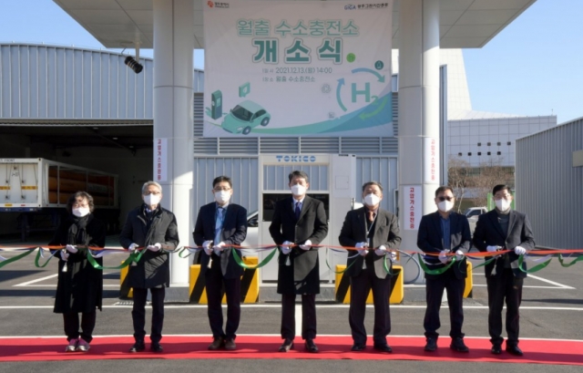 수소차 늘리는 빛고을… 운전자들은 ‘충전소 찾아 삼만리’