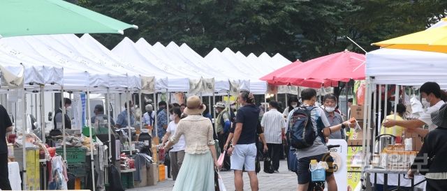 우수농산물 최대 30% 할인, 농부의 시장 개장