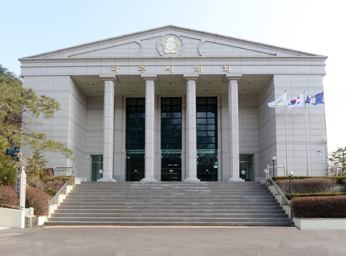 파주시의회, 유흥주점 출입 의원 5개월 만에 윤리위 열려
