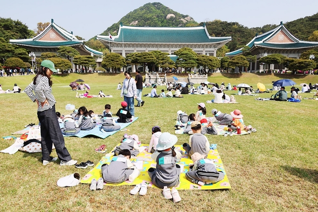 [포토] 청와대서 열린 어린이 사생대회