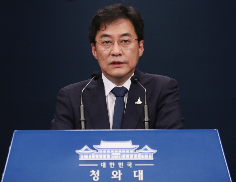 강민석 청와대 대변인 5개월 만에 사표 소동 왜?