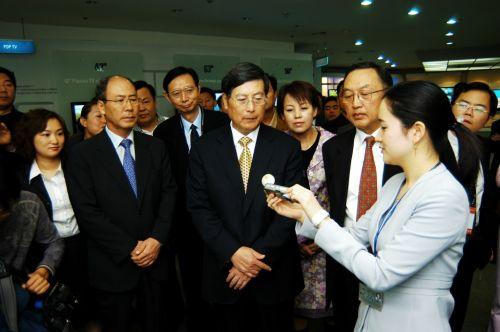 세계화상회의 참석일행 수원삼성전자 방문