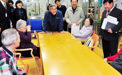 권익위, 노인장기요양시설 규제 추진