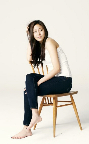 유이, 포인트 10대 모델 발탁