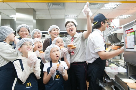 한국맥도날드 속 시원히 다 보여 드립니다