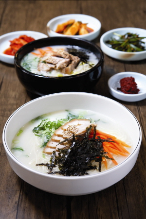 제주도 향토음식 돼지고기 수육국수 ‘고기국수’