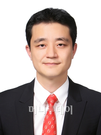 [2011업종기상도]전자기기,부품 “위기 속에 희망이”