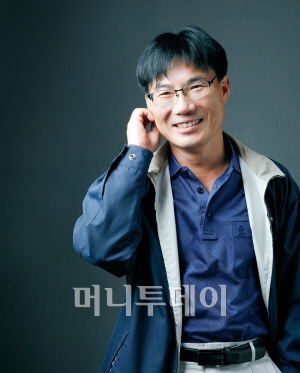 고정된틀 벗어나 새로운 길을 만들어내는 개척형 사업가