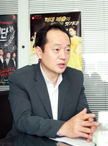티캐스트, CJ 잡을 묘안은…