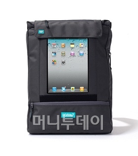 세븐티세븐, PC 안꺼내고 사용가능 백팩 선봬
