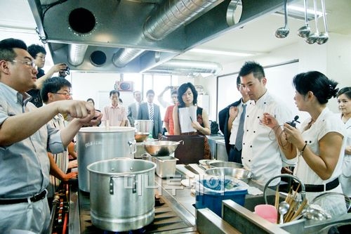 생고기 중심의 구이 문화에서 즉석 양념육으로 전환!