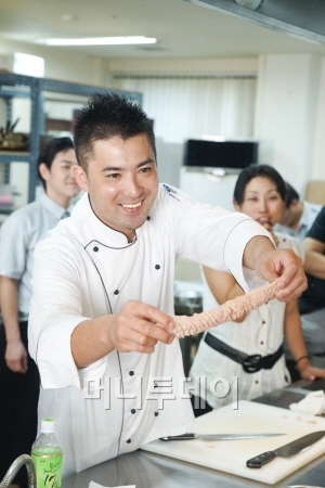 생고기 중심의 구이 문화에서 즉석 양념육으로 전환!