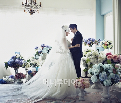 아뜰리에 메이, 웨딩 리허설 촬영위한 샘플 발표