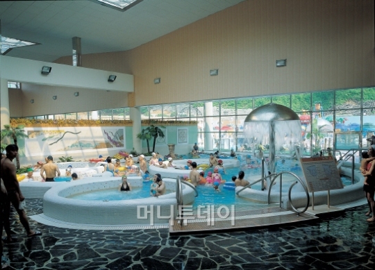 스파그린랜드, 선물팡팡 크리스마스 이벤트 실시