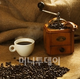 커피 한잔에 담긴 치유와 나눔의 향기