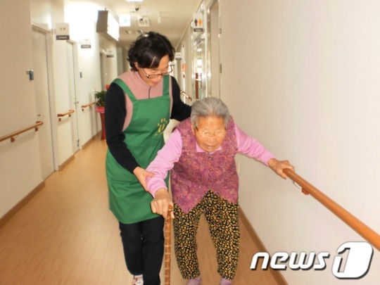 강진군 무료양로시설인 강진양로원 운영