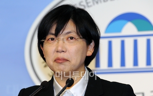 이정희 사퇴로 주목받은 경기동부연합은?
