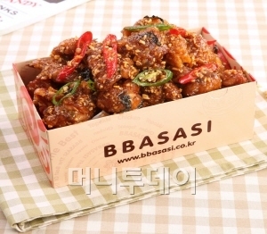 꿁닭강정·매콤까르보나라 떡볶이..새로 나왔어요..