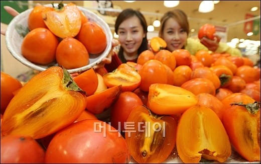 [사진]롯데마트, 맛도 크기도 두배 대봉시