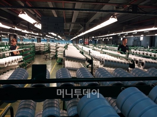 오리엔탈 특급에 스판덱스 제국을 건설한 효성