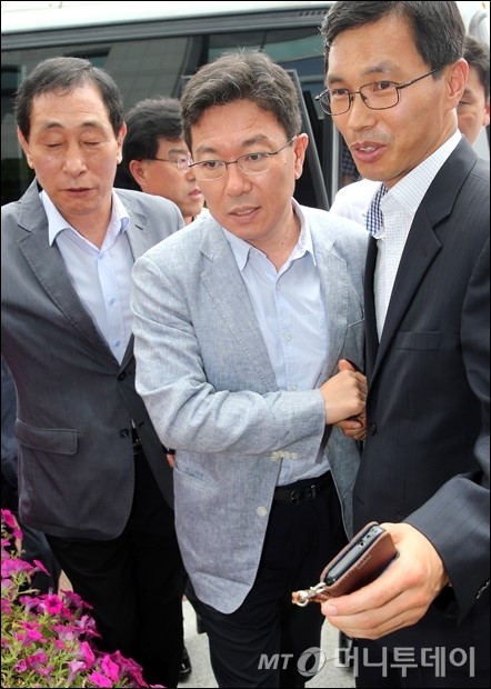 [사진]밀양시청 방문한 윤상직 장관