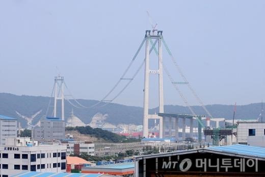 현대건설 세계3위 현수교 울산대교 주케이블 공사
