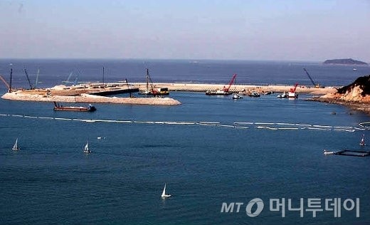 [사진]전국체전 요트, 공사 중인 왕산마리나