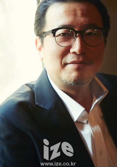 [매거진 ize] <렛츠고> 대감 이윤상 “따귀 맞을 사람은 원래 유상무가 아니었다”