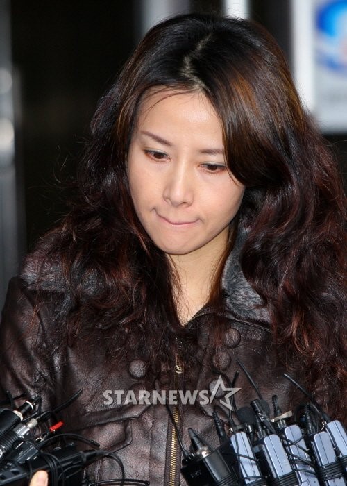 옥소리, 남편 논란에 국내 복귀 포기···국민 감정이 아직