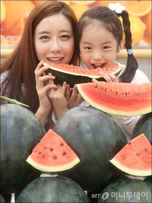 [사진]롯데마트, 프라임엘 흑미수박 단독판매
