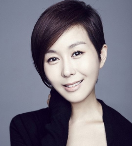 유서진 결혼, 한 살 연상 사업가와…친구에서 부부로