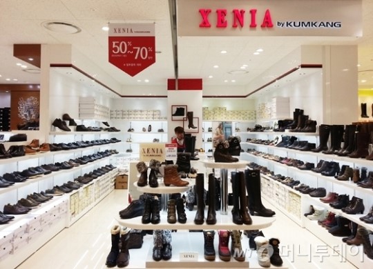금강제화, 할인점 전문매장 제니아 확대 나서