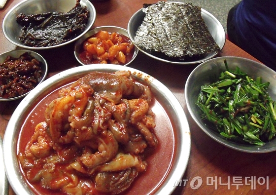 피로회복·다이어트 효능…봄철 밥상의 꽃 주꾸미 맛집은?