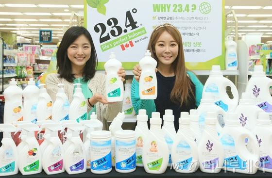 [사진]롯데마트, 친환경 액체세제로 지구 보호하세요