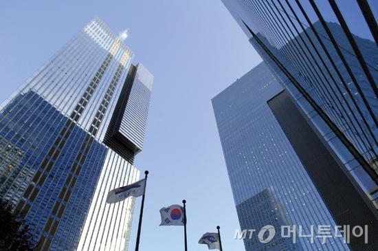 삼성전자, 삼성생명 서초사옥 임대료 年 166억원