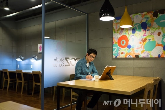 찜통 더위에 쾌적한 독서실·만화방 뜬다