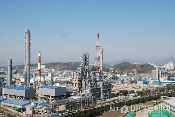 태광산업, 방사성 폐기물 400톤 불법 보관 혐의